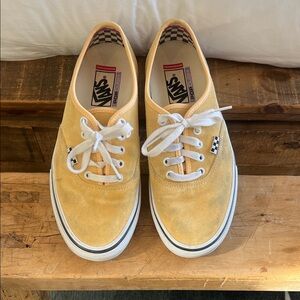 Vans Skate Authentic Sz. 9 Men’s - Mustard Suede Shoes with White Laces